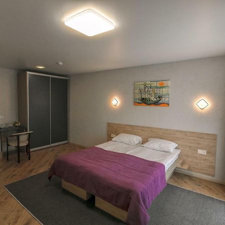 Raziotel Rishelyevskiy Kherson Eksteriør billede