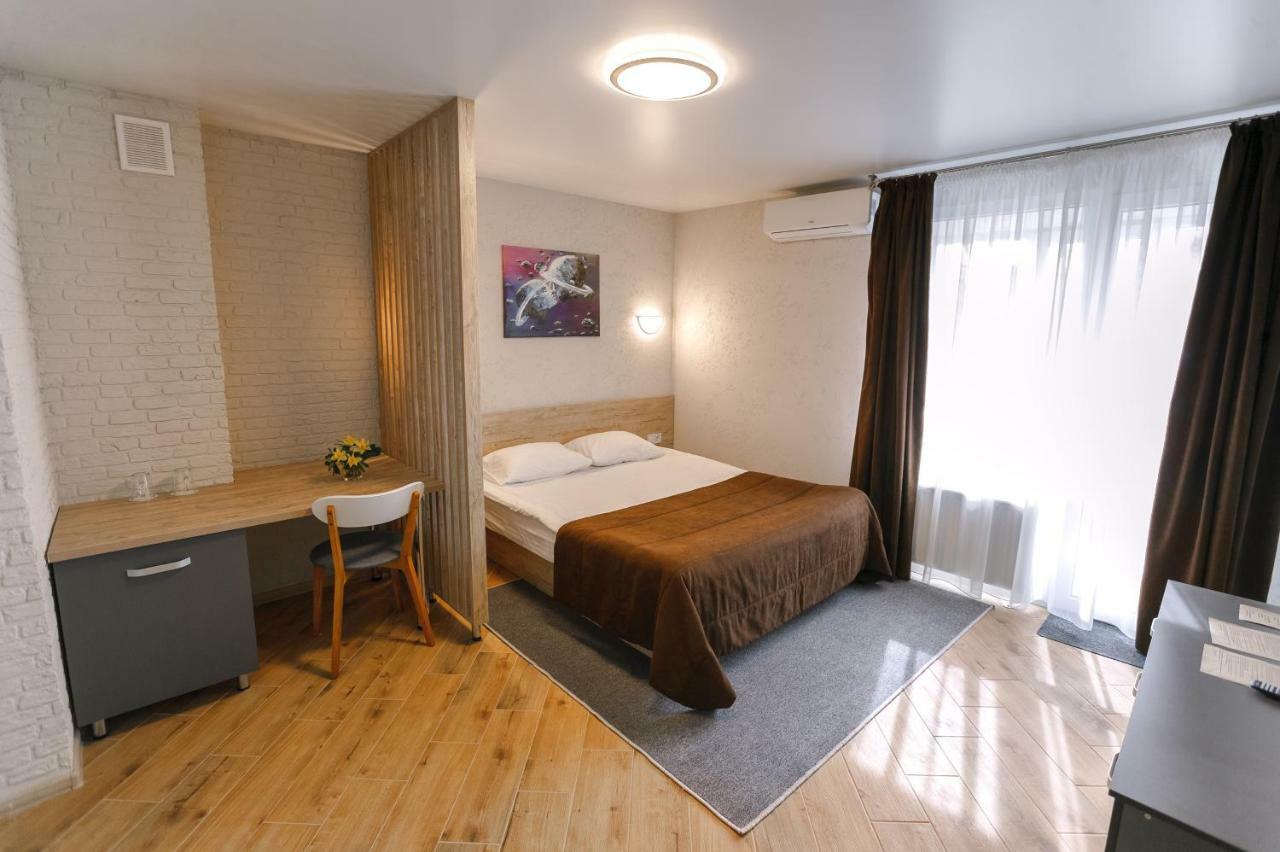 Raziotel Rishelyevskiy Kherson Eksteriør billede